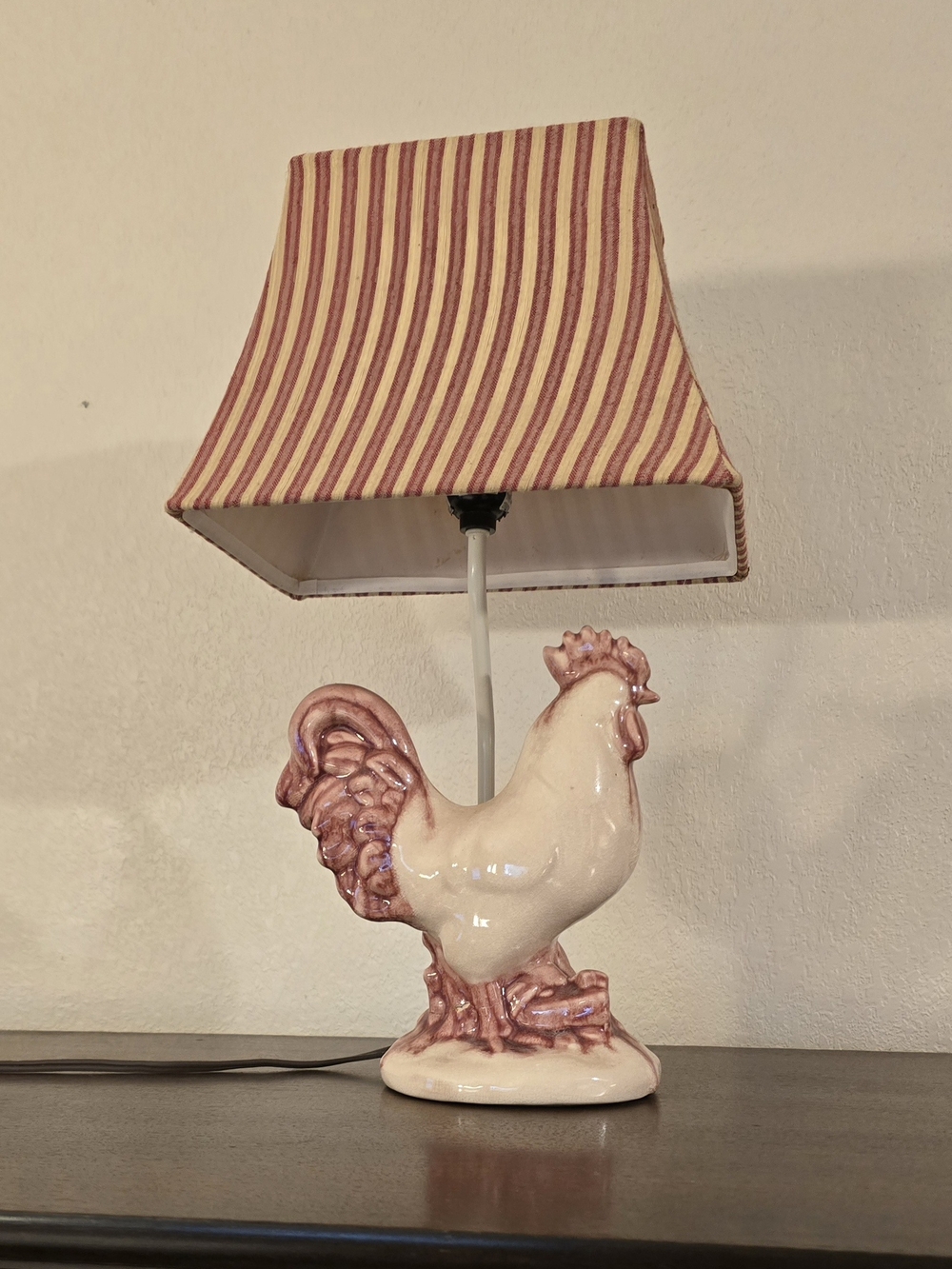Vintage Ceramic Rooster Table Lamp - Home Art